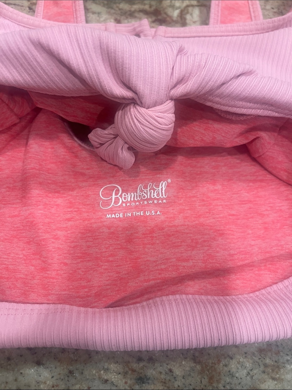 Bombshell Sportswear - Women’s Pink Ribbed Knot Front Tank Top S:L - Picture 4 of 5